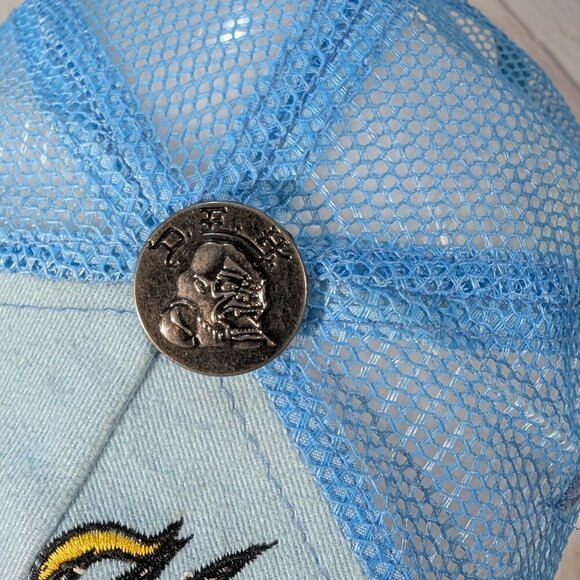 Ed Hardy Vintage Tattoo Wear Light Blue Skull Wing New York City Trucker Cap - Picture 10 of 10